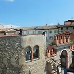 Center & Panorama Apartment