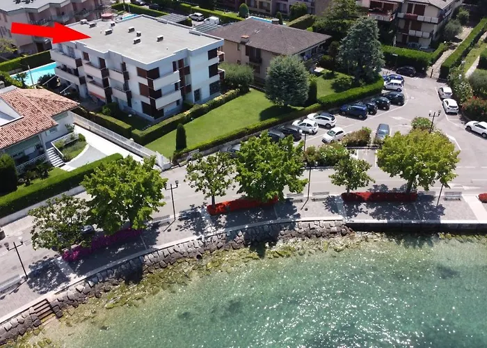 Apartment Bardolino Lake Front