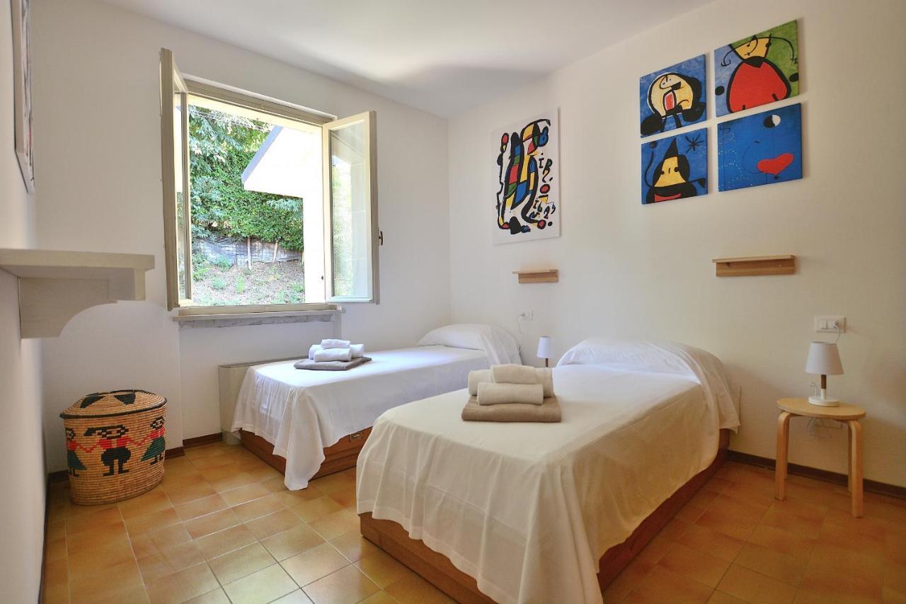 Joan Miro With Pool Apartment *
