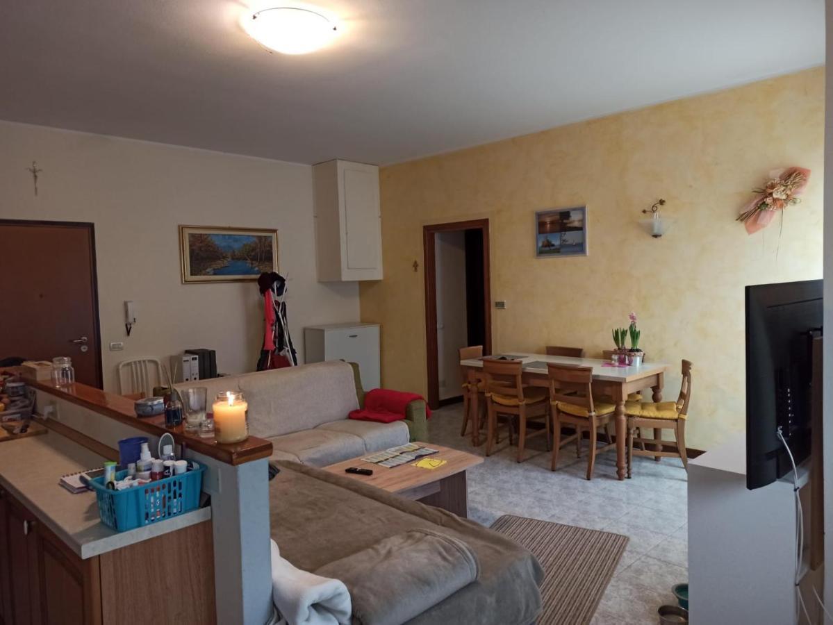Almerina Apartment *