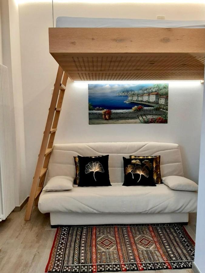 Appartamento Front With Loft Bed And Pool Bardolino