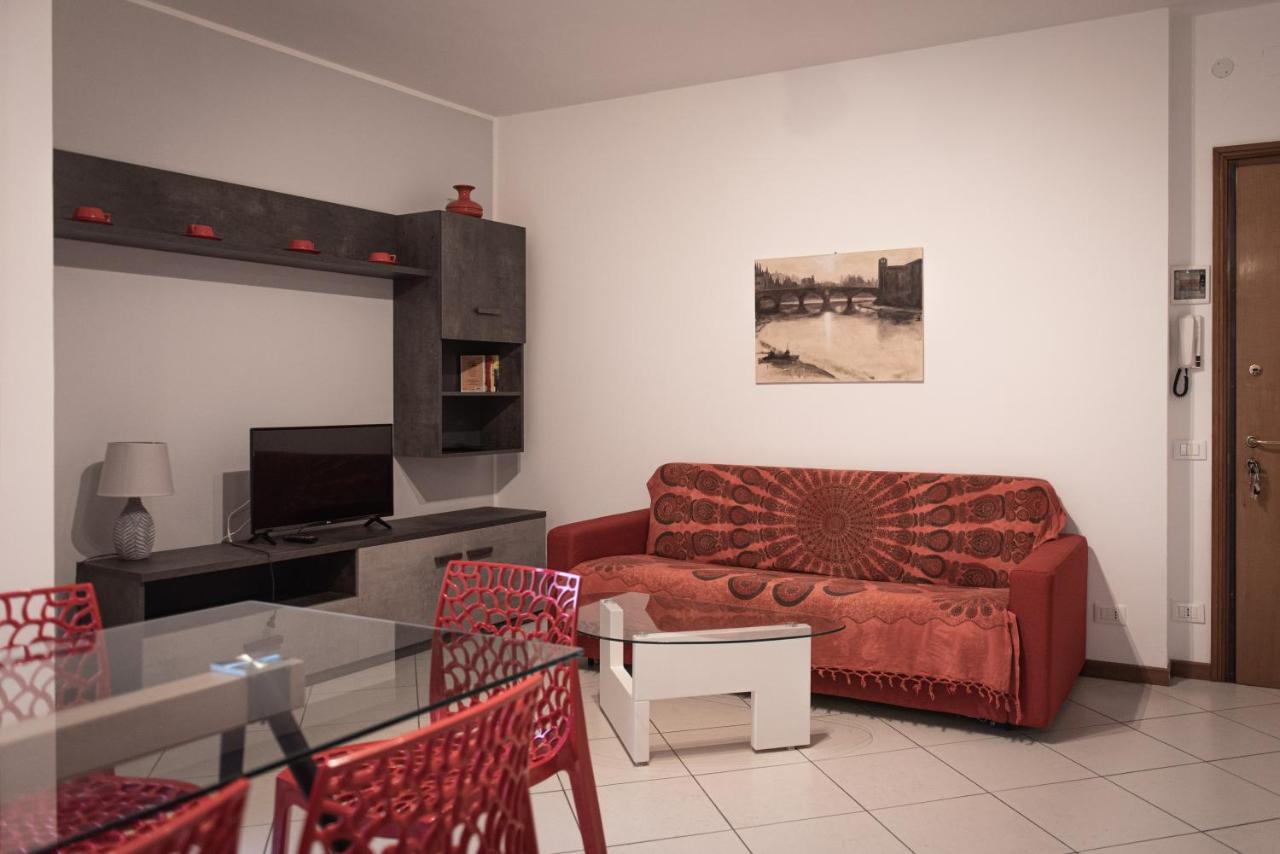 Daisy Apartment