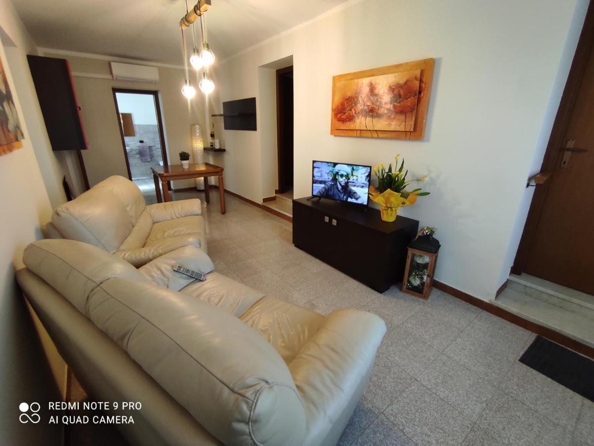 Angelika Apartment