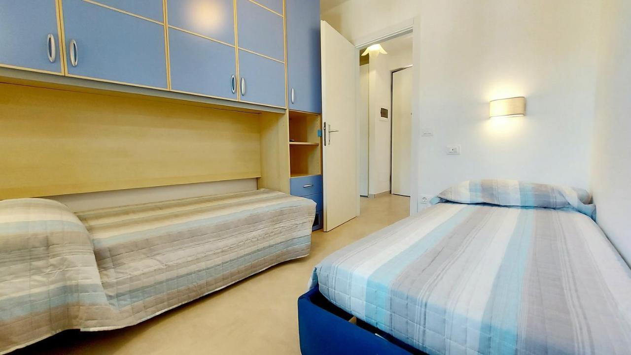 Narcisa View Lake&pool Apartment *