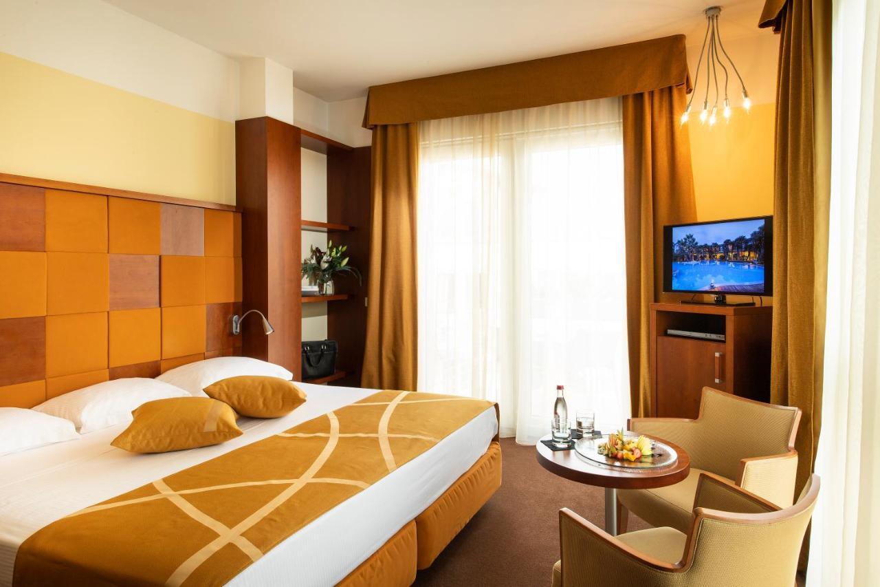 Color Style, Design & Gourmet Hotel
