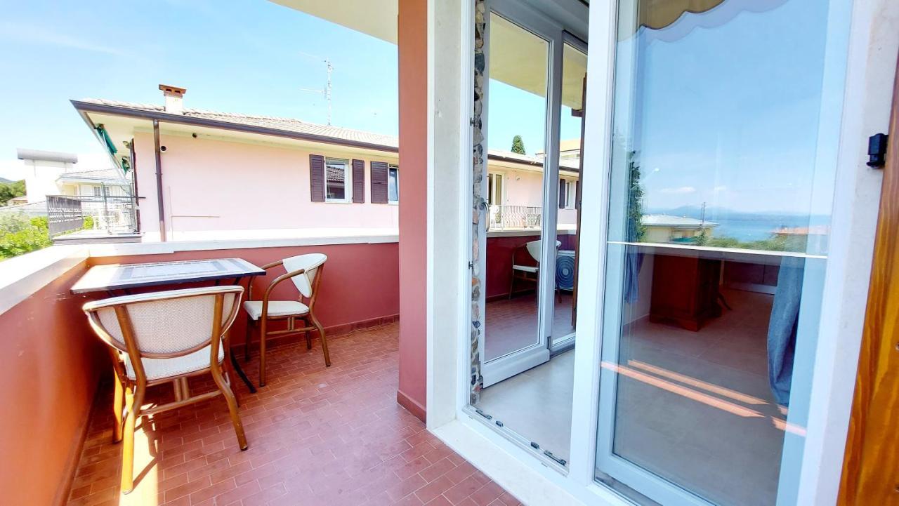 Narcisa View Lake&pool Apartment