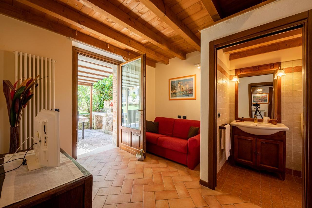 Casa Borgo Di Calmasino Apartment Bardolino