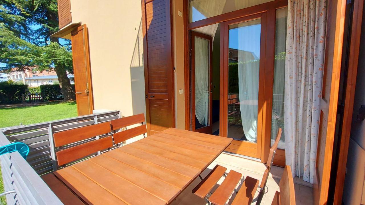 Colors Pool Apartment Bardolino
