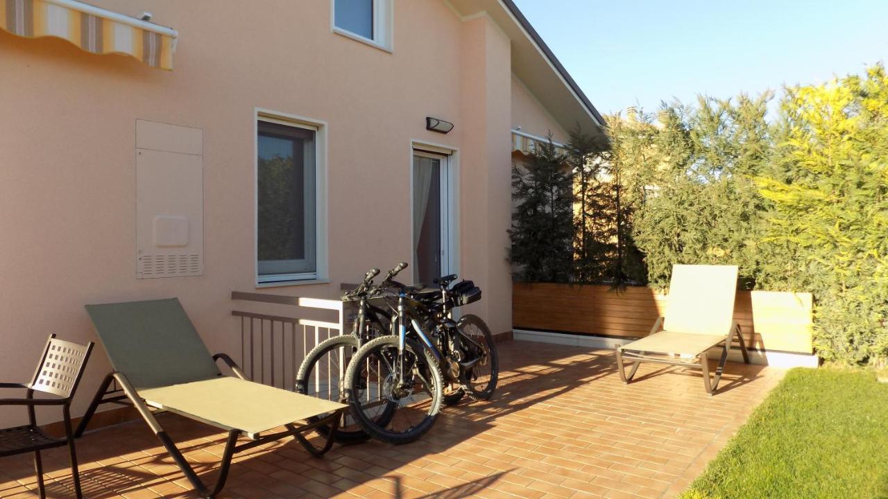 Millyholidays - Sunflower - Center - Nearby - Private Garden - Pool *