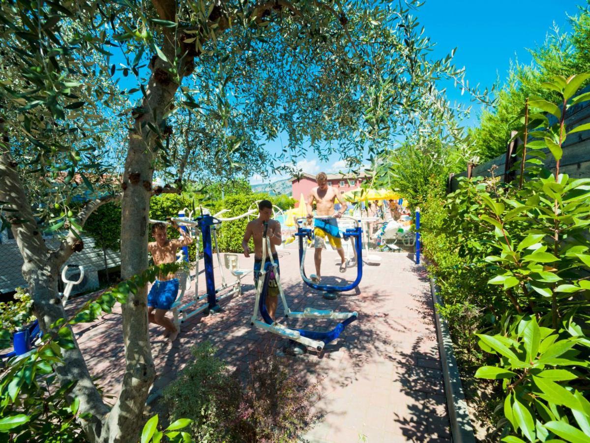 Holiday home Holiday Family Camping Serenella-2 By Interhome *