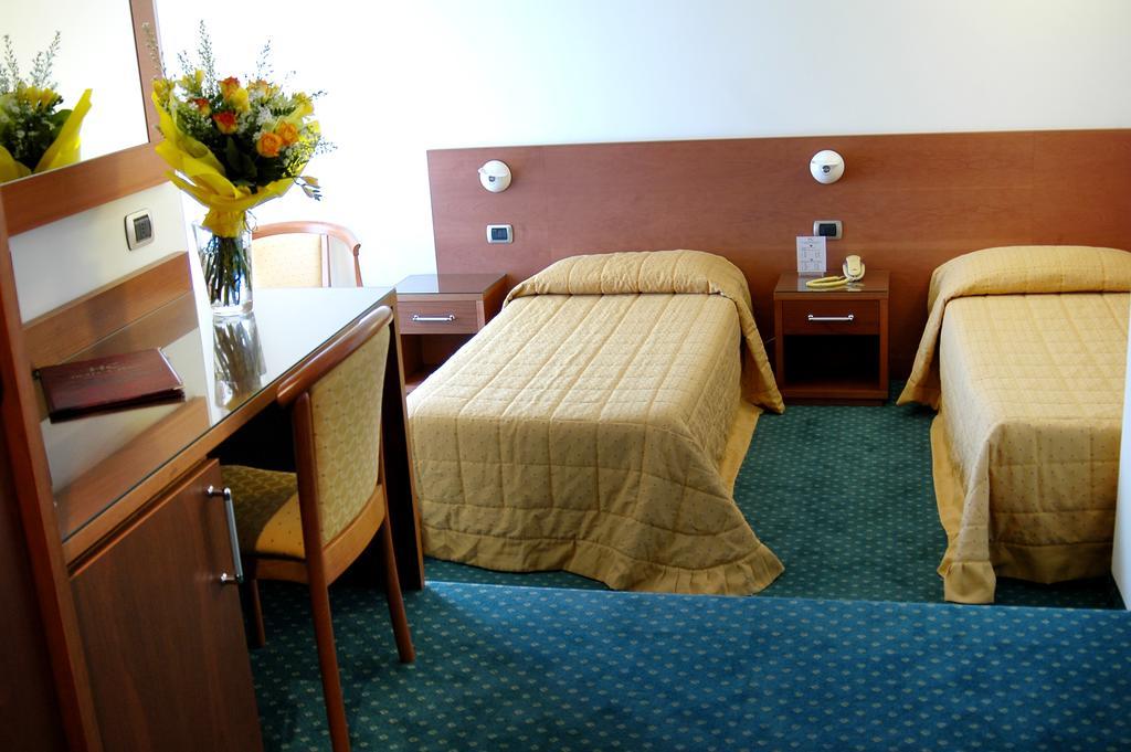 Hotel Capri Bardolino