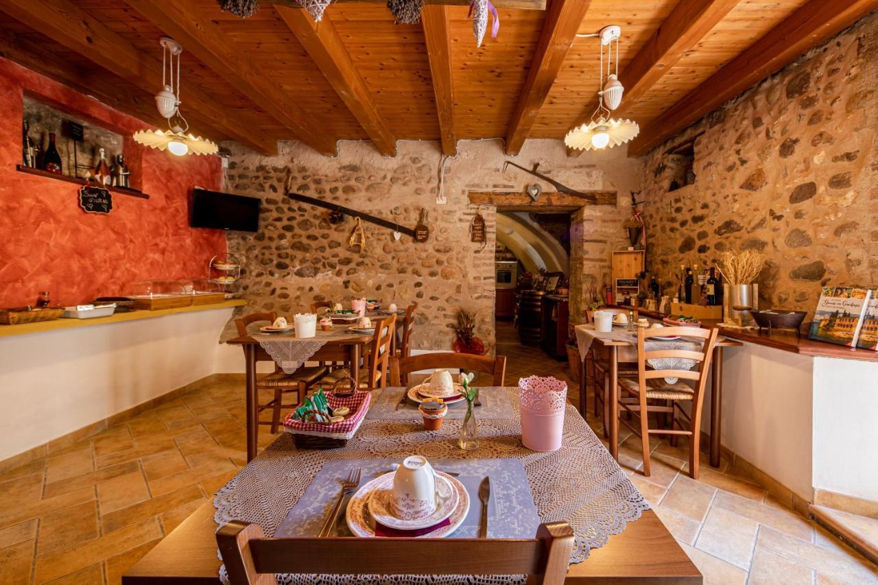 Farm stay Borgo Di Calmasino Bardolino