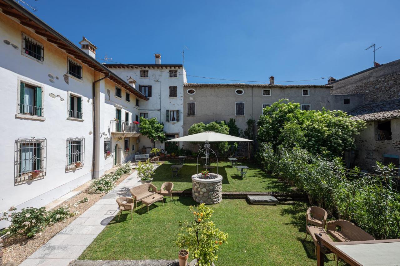 Farm stay Borgo Di Calmasino