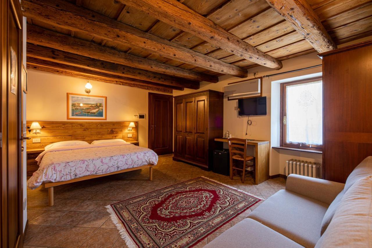 Borgo Di Calmasino Farm stay