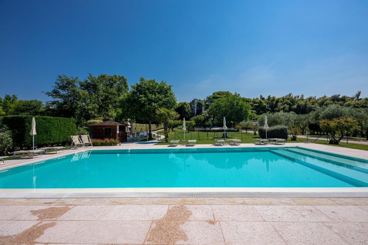 Borgo Di Calmasino
