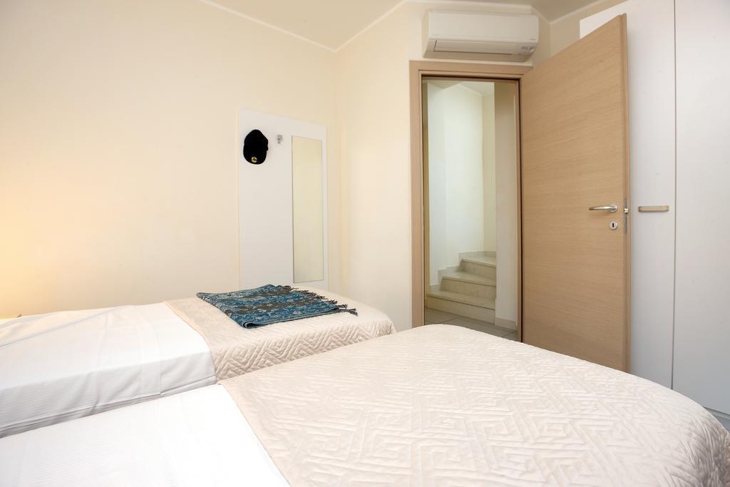 Mariposa Apartment