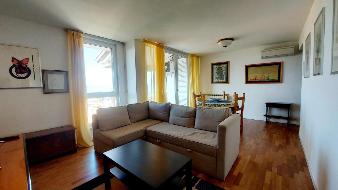 Panoramic Apartment Bardolino