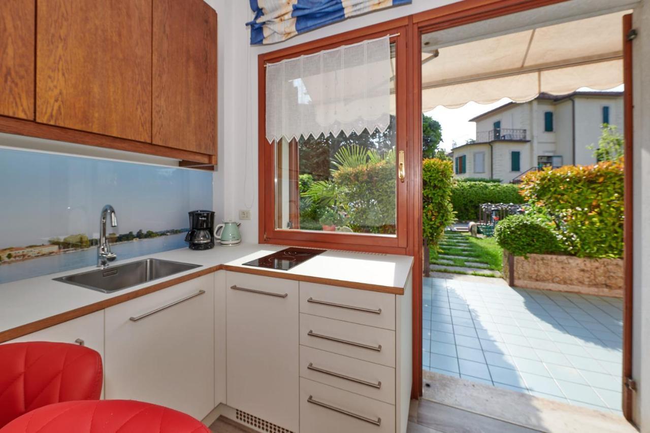 Front With Loft Bed And Pool * Bardolino