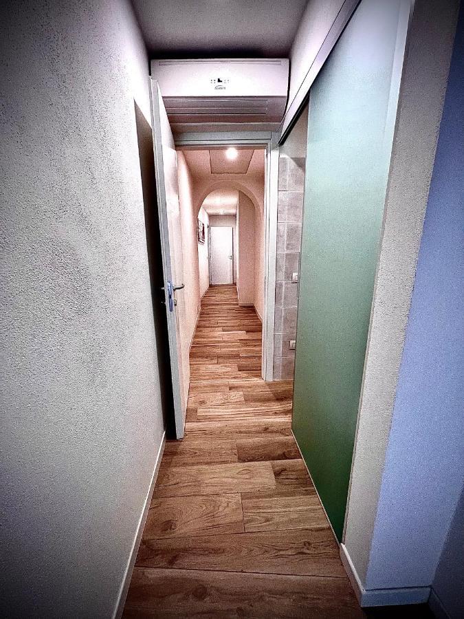 Welcome Traveller Atmosphere *