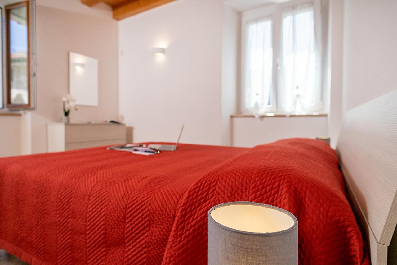 Holiday home Casa Rossa - Regarda Travel Bardolino