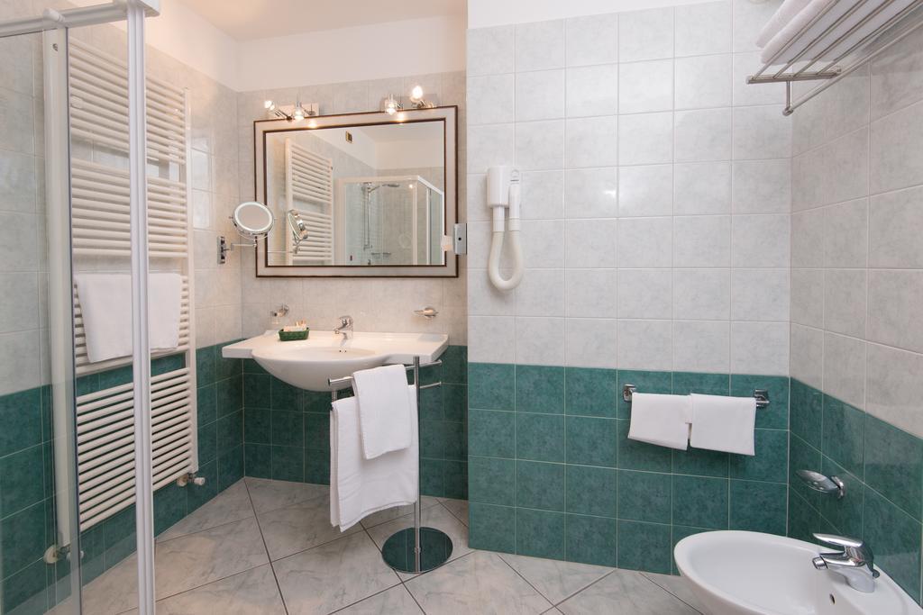 Capri Hotel Bardolino