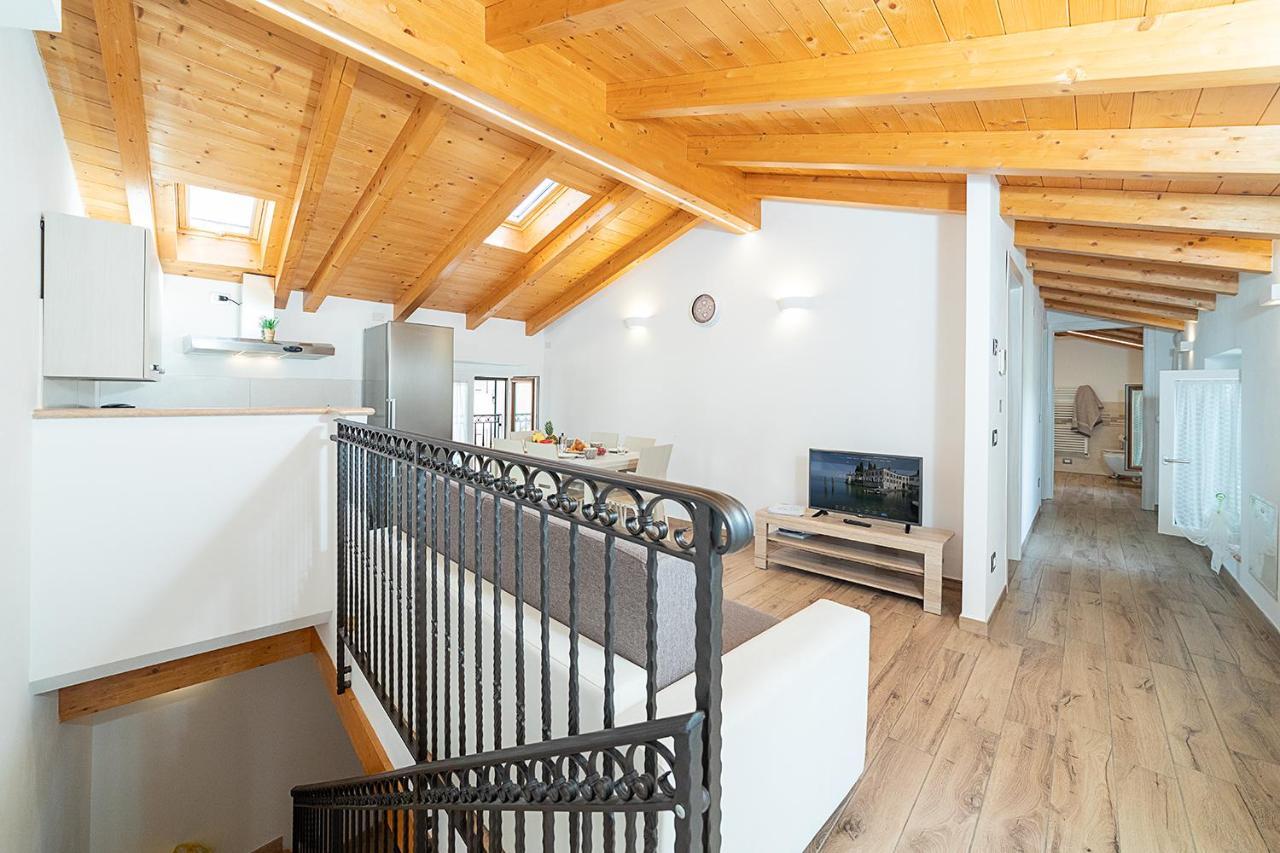 Holiday home Casa Rossa - Regarda Travel