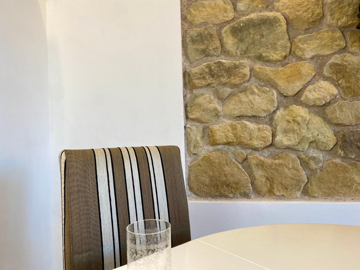 Apartment Olivenblatt 4 *
