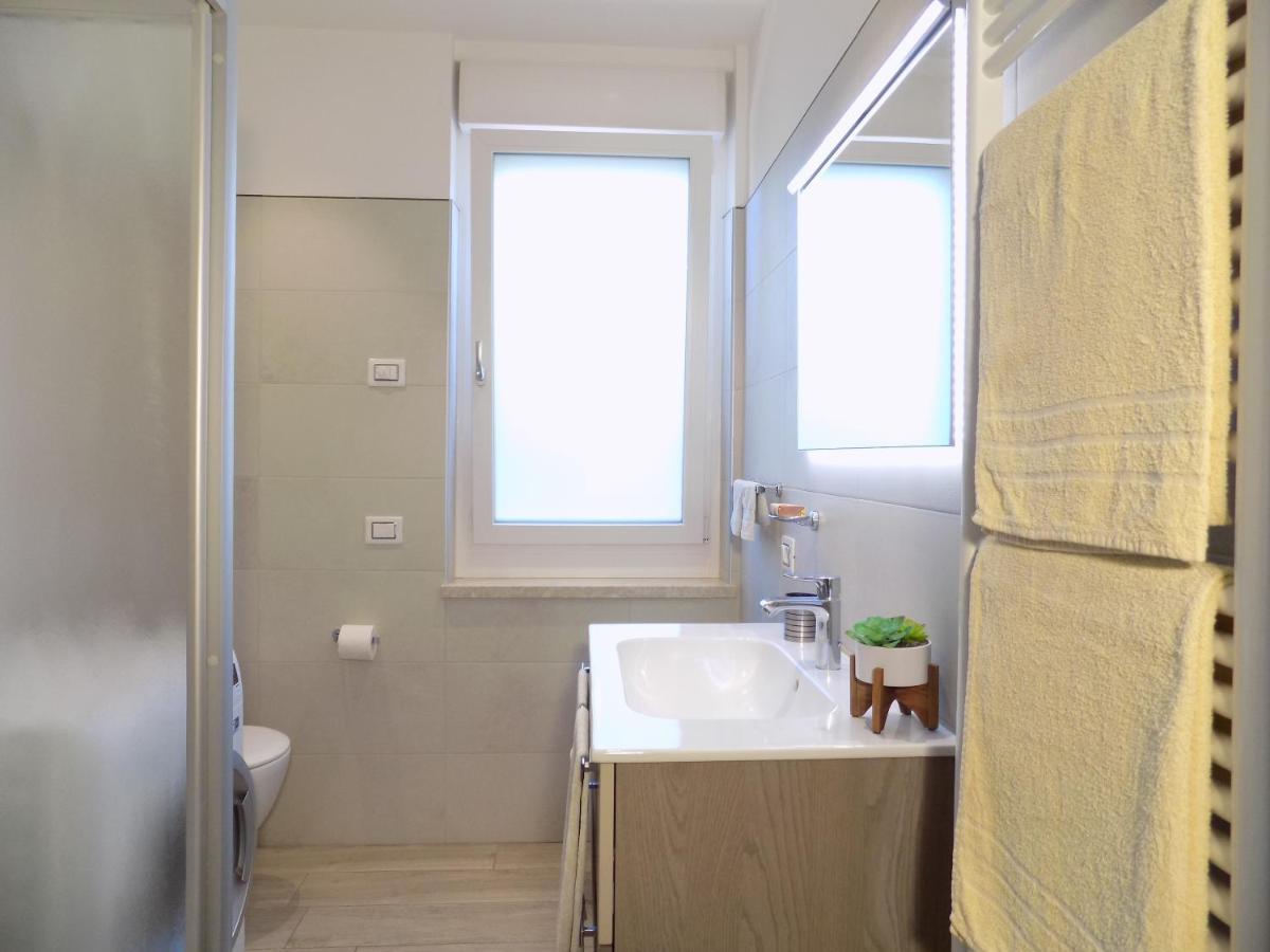 Apartment Millyholidays - Sunflower - Center - Nearby - Private Garden - Pool Bardolino