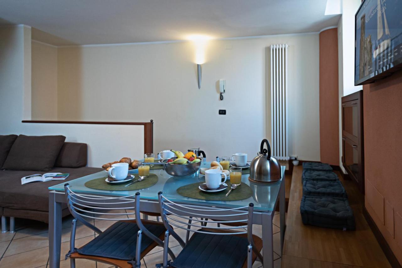 Il Borgo 48 - Regarda Travel * Bardolino