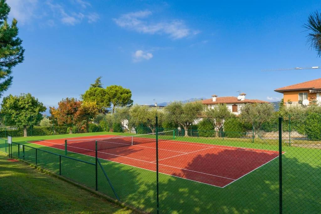 Tennis / Pool / Barbecue Ferienhaus