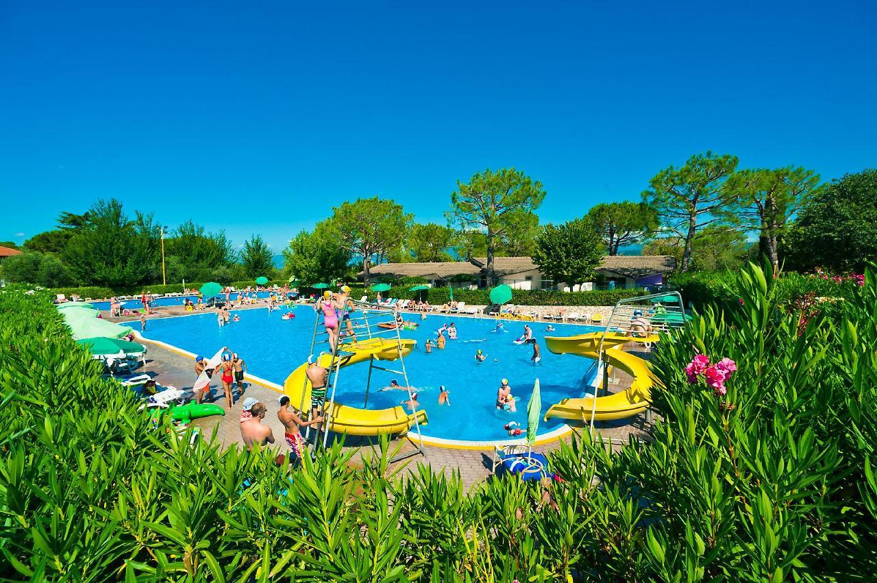 Happy Camp Mobile Homes In Cisano San Vito Bardolino