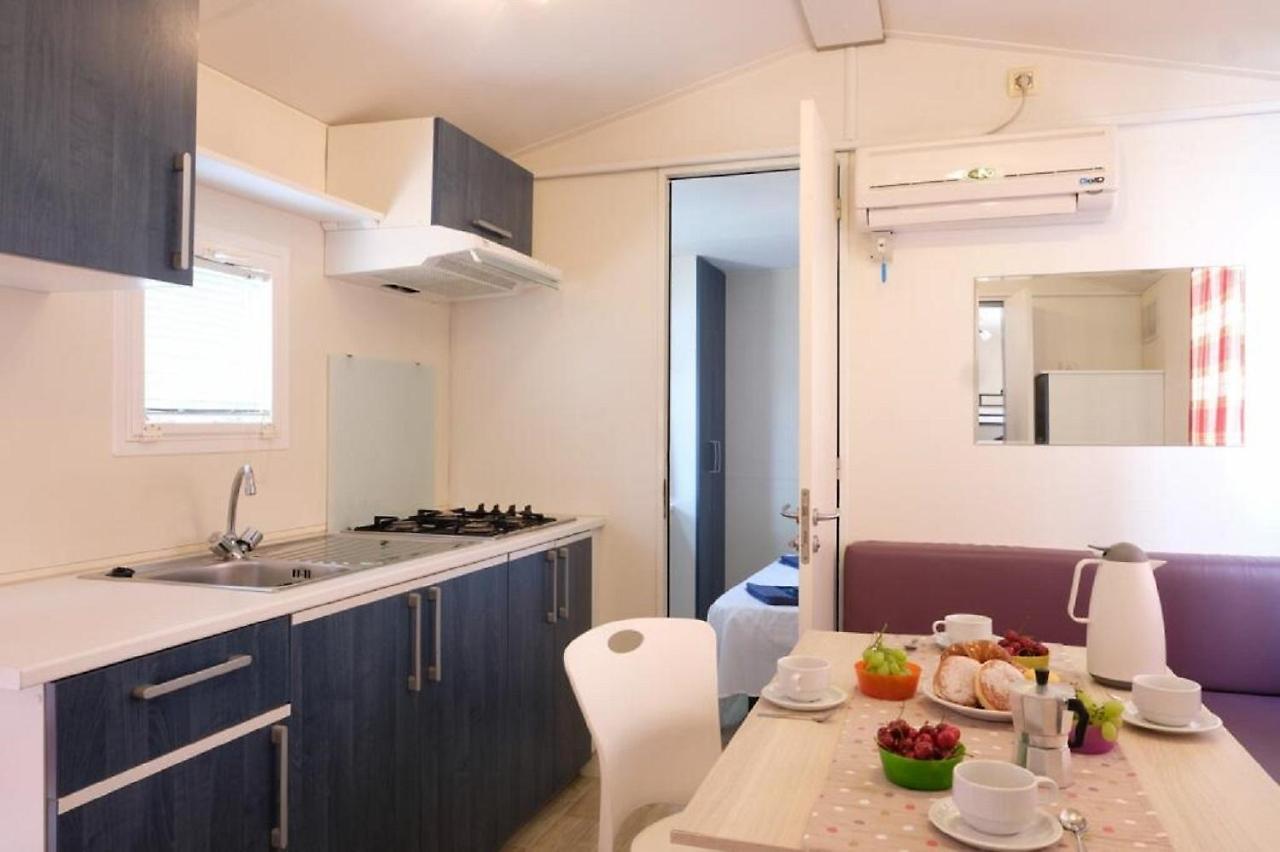 Happy Camp Mobile Homes In Cisano San Vito Bardolino