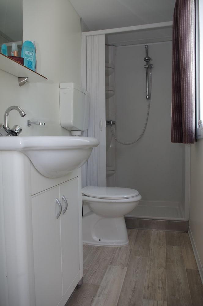 Happy Camp Mobile Homes In Cisano San Vito 4* Bardolino