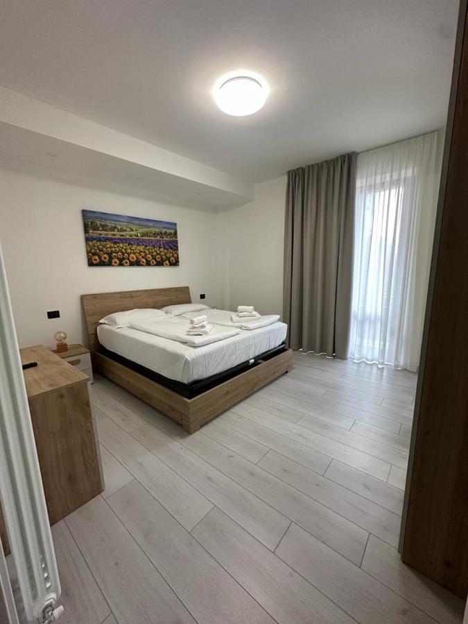 Cavour Center * Bardolino