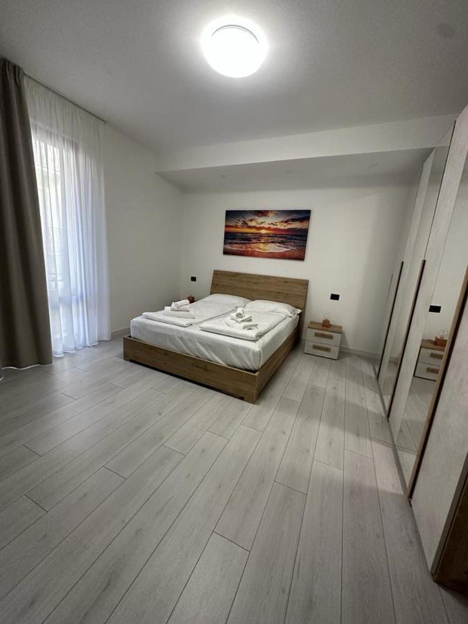 Cavour Center * Bardolino