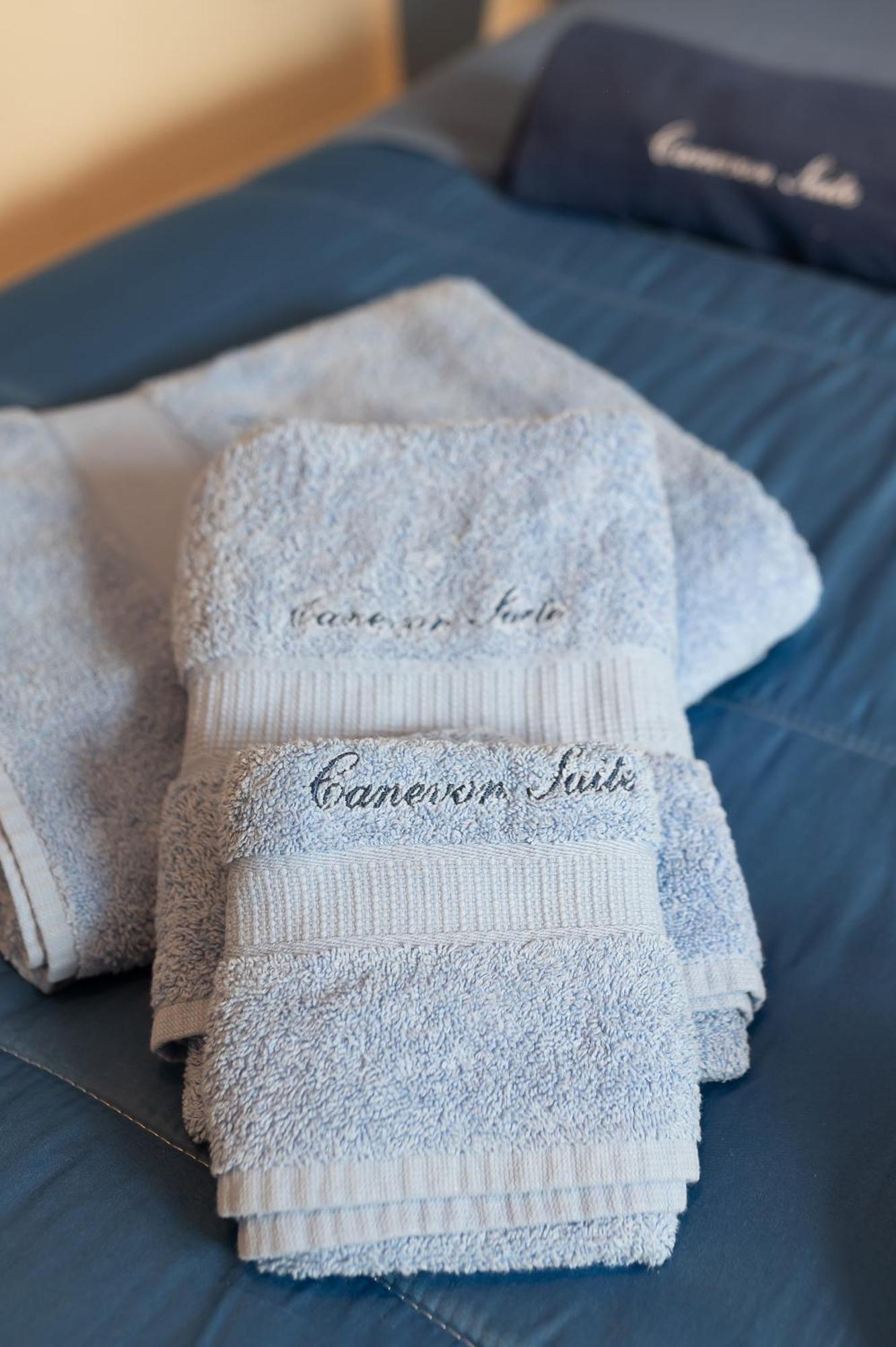 Canevon Apartment *