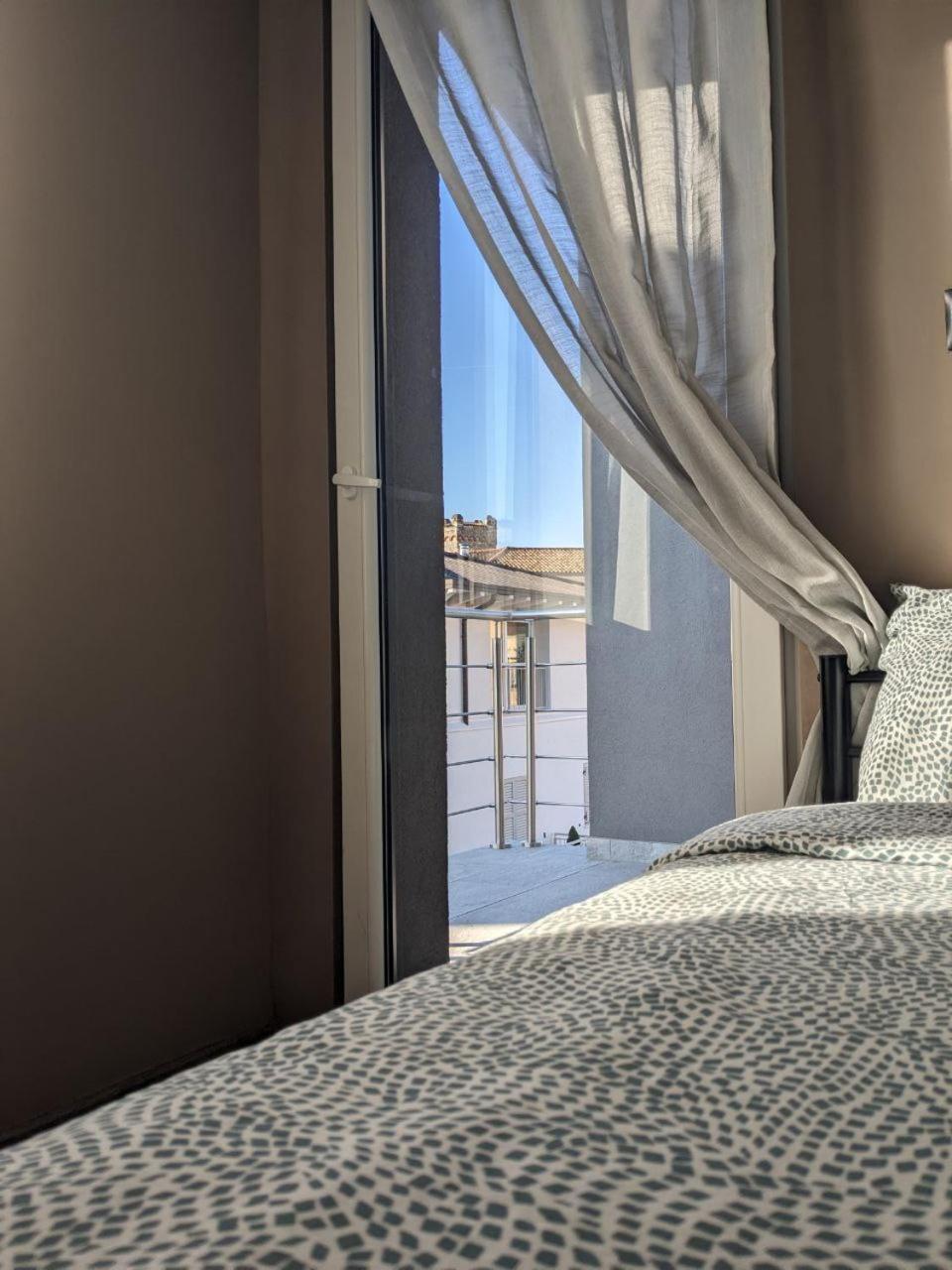Apartment Center