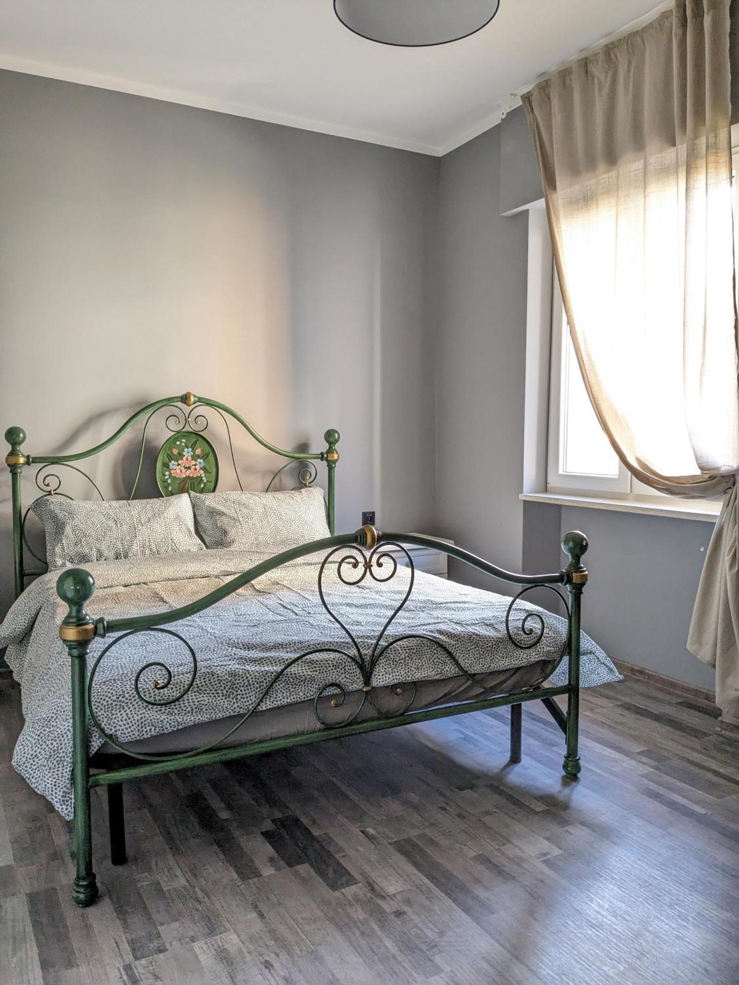 Center Apartment *