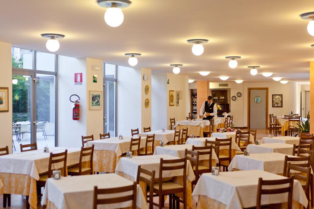 Hotel Idania