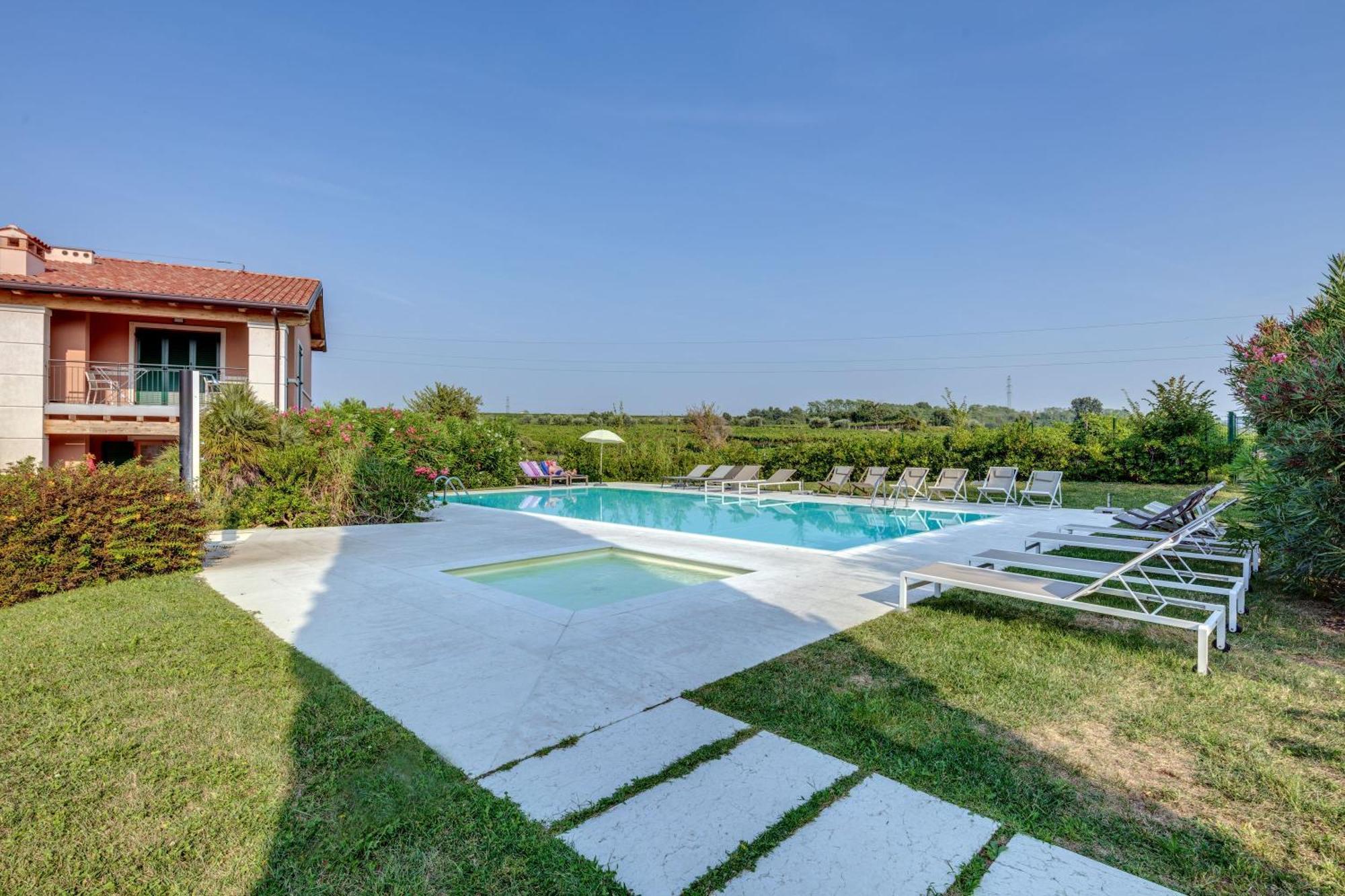 Aparthotel Tenuta Di Palu