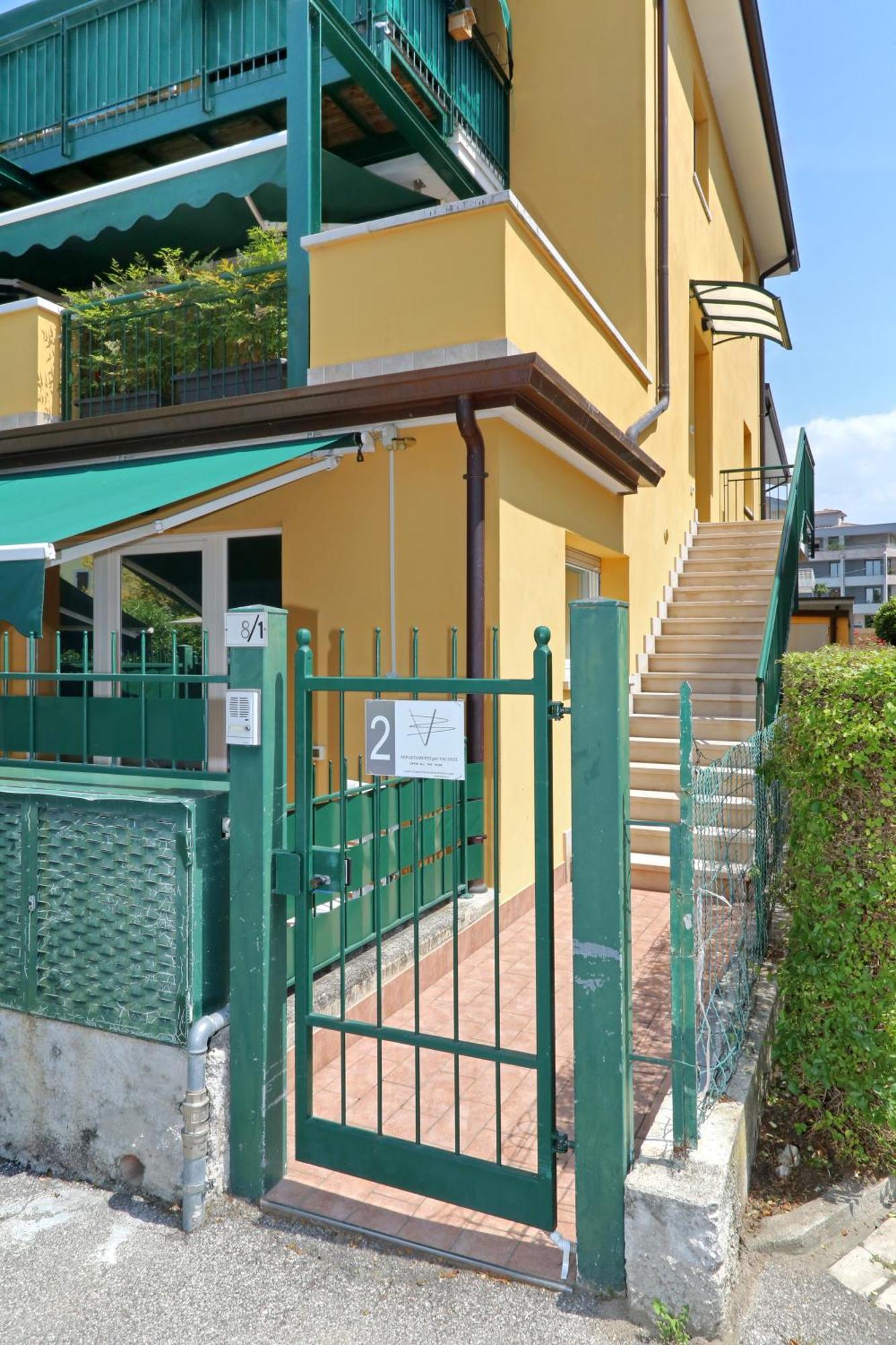 3v * Bardolino