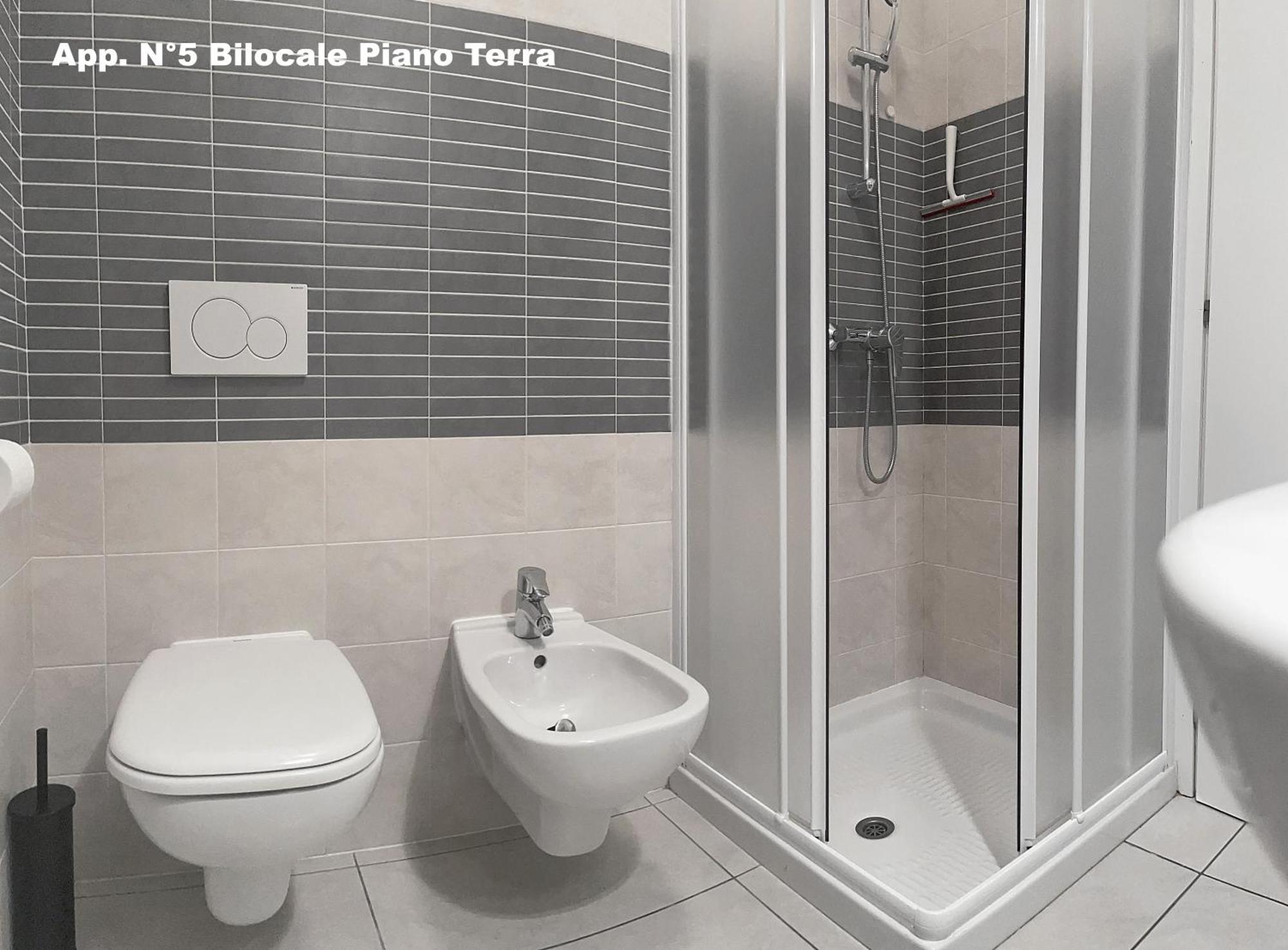 Apartament 3v *