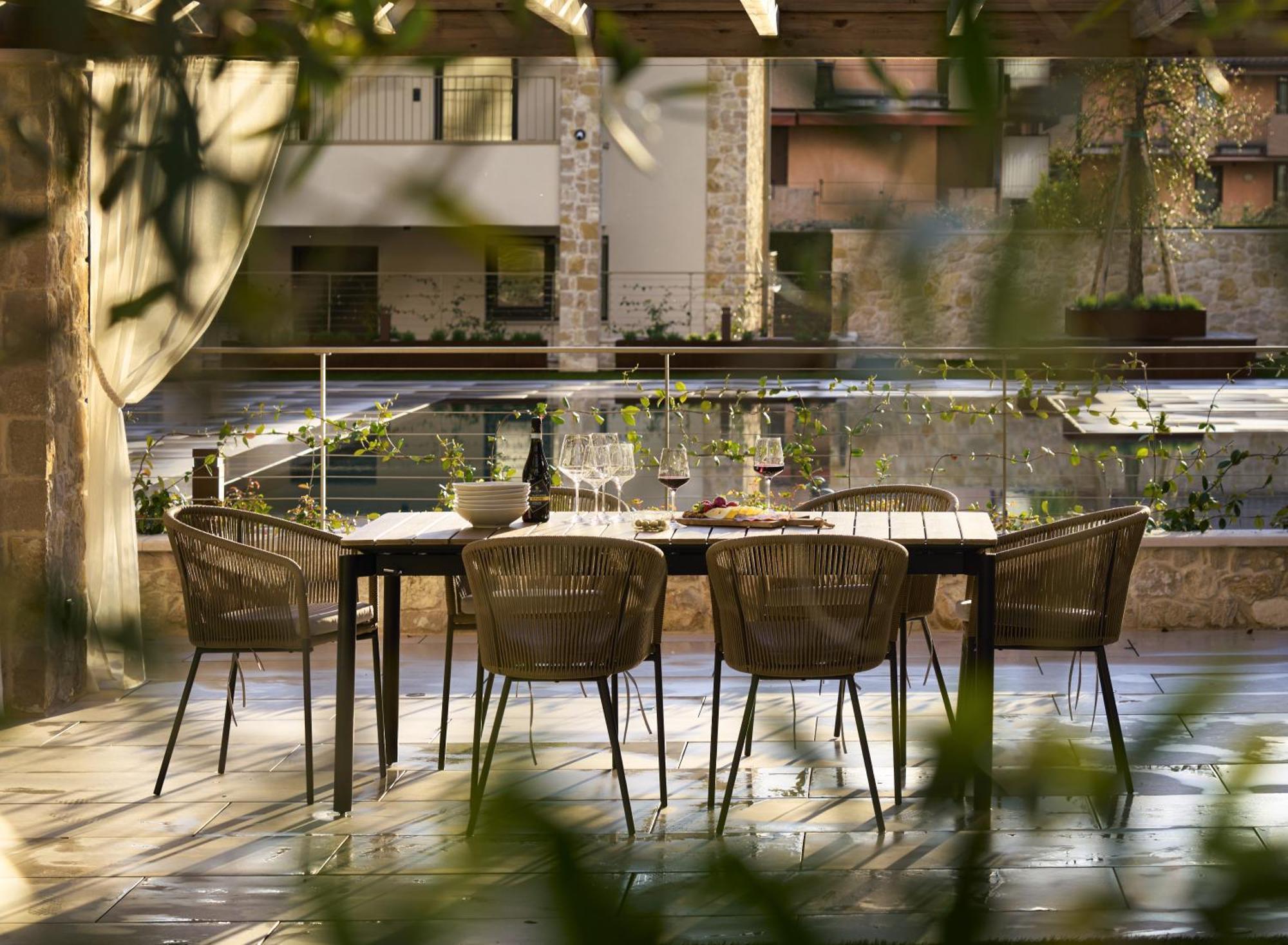 Apartament Salvatorehomes - Pure Luxury In The Centre Of With Pool & Private Garden - Casa Olivia - A 5 Star Luxury Collection At Garda Bardolino