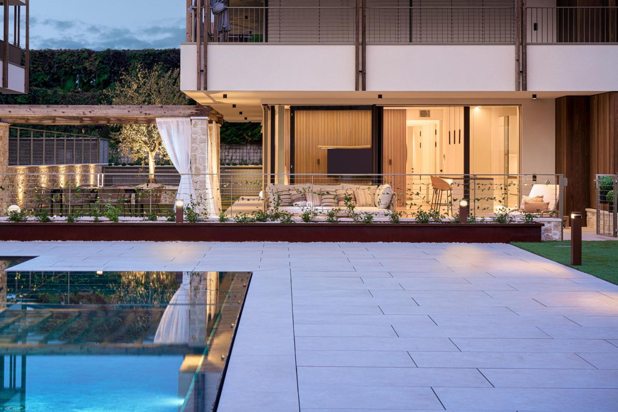 Salvatorehomes - Pure Luxury In The Centre Of With Pool & Private Garden - Casa Olivia - A 5 Star Luxury Collection At Garda