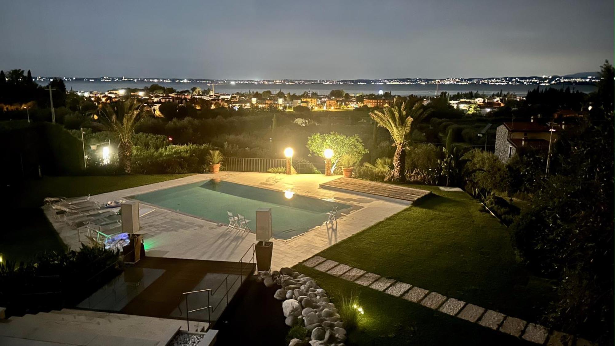 Apartment Valand Romantic Luxury On Lake Garda - *