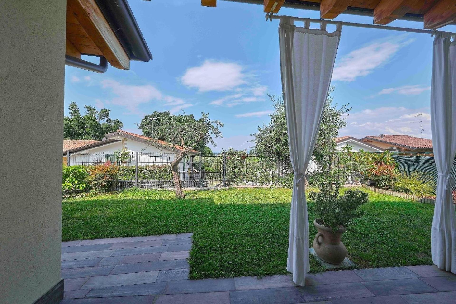 Schoenes Ferienhaus Villetta Batik Holiday home