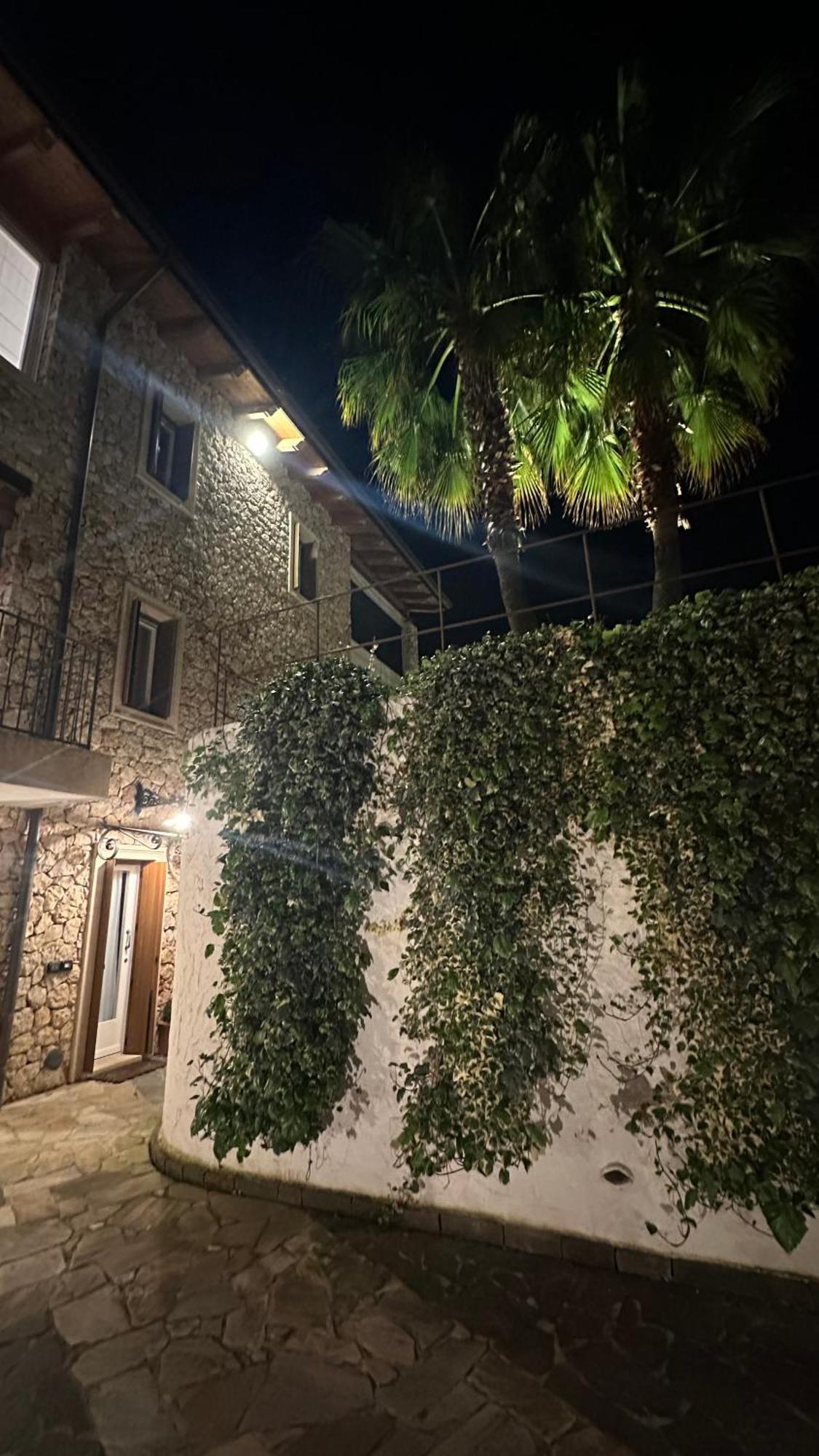 Valand Romantic Luxury On Lake Garda - Apartment
