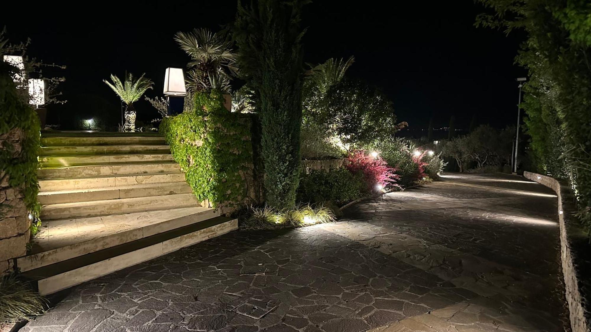 Valand Romantic Luxury On Lake Garda - Apartment