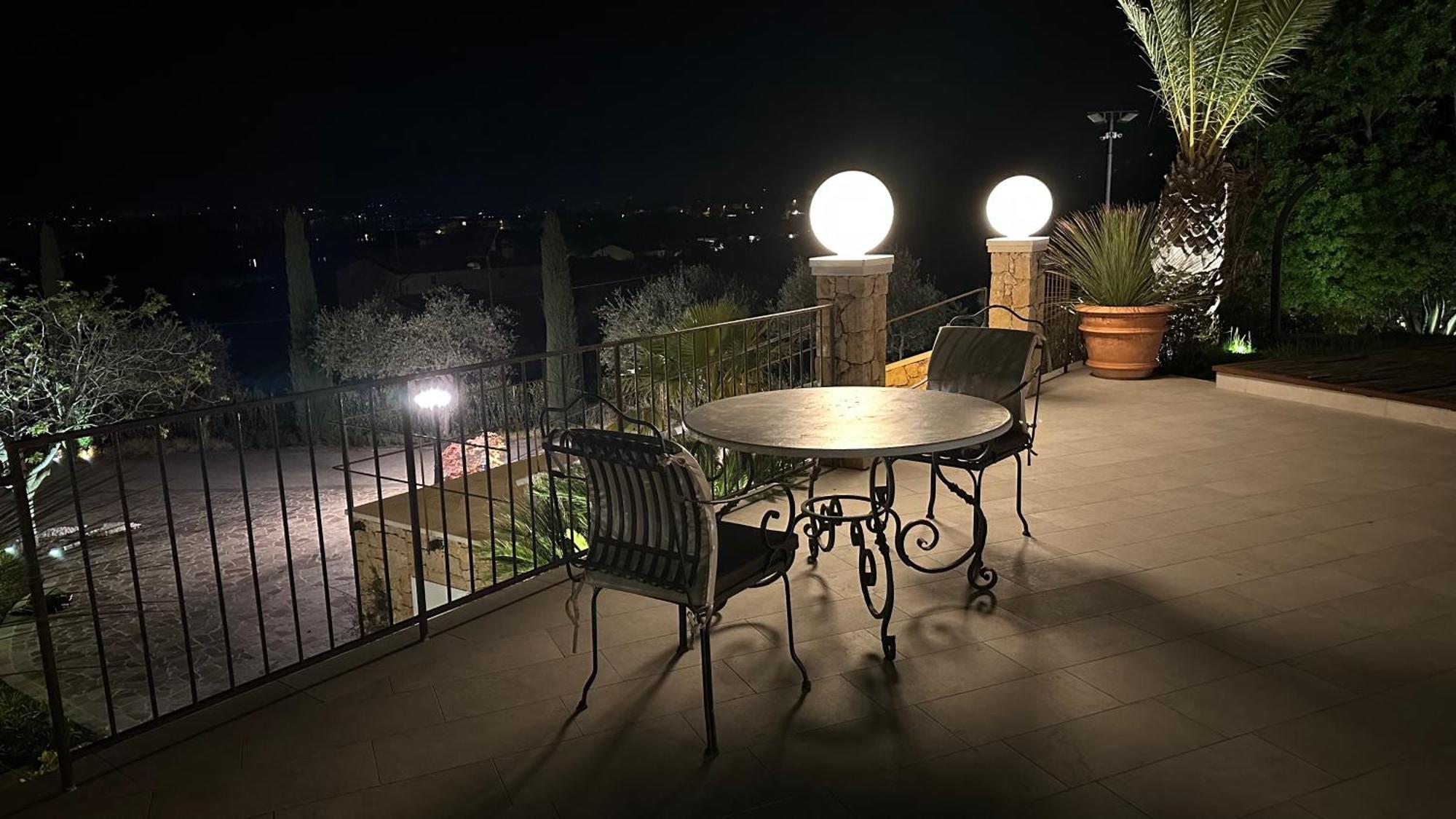 Valand Romantic Luxury On Lake Garda - *