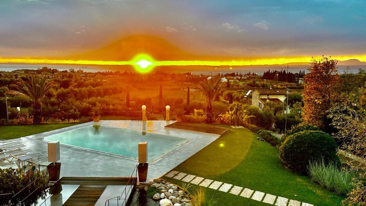 Apartment Valand Romantic Luxury On Lake Garda -
